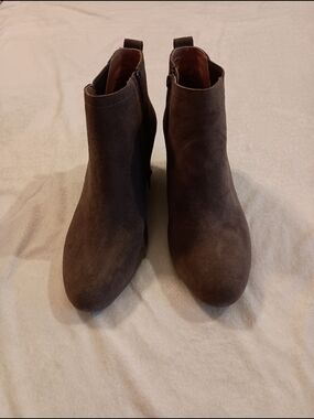 Vionic Paloma Suede Wedge Ankle Boots Women's Size 11 In Greige